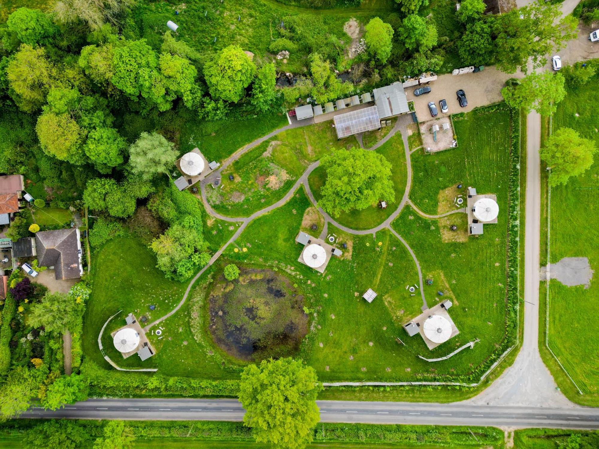 Glamp And Tipple Ltd Hotel Great Ellingham Buitenkant foto