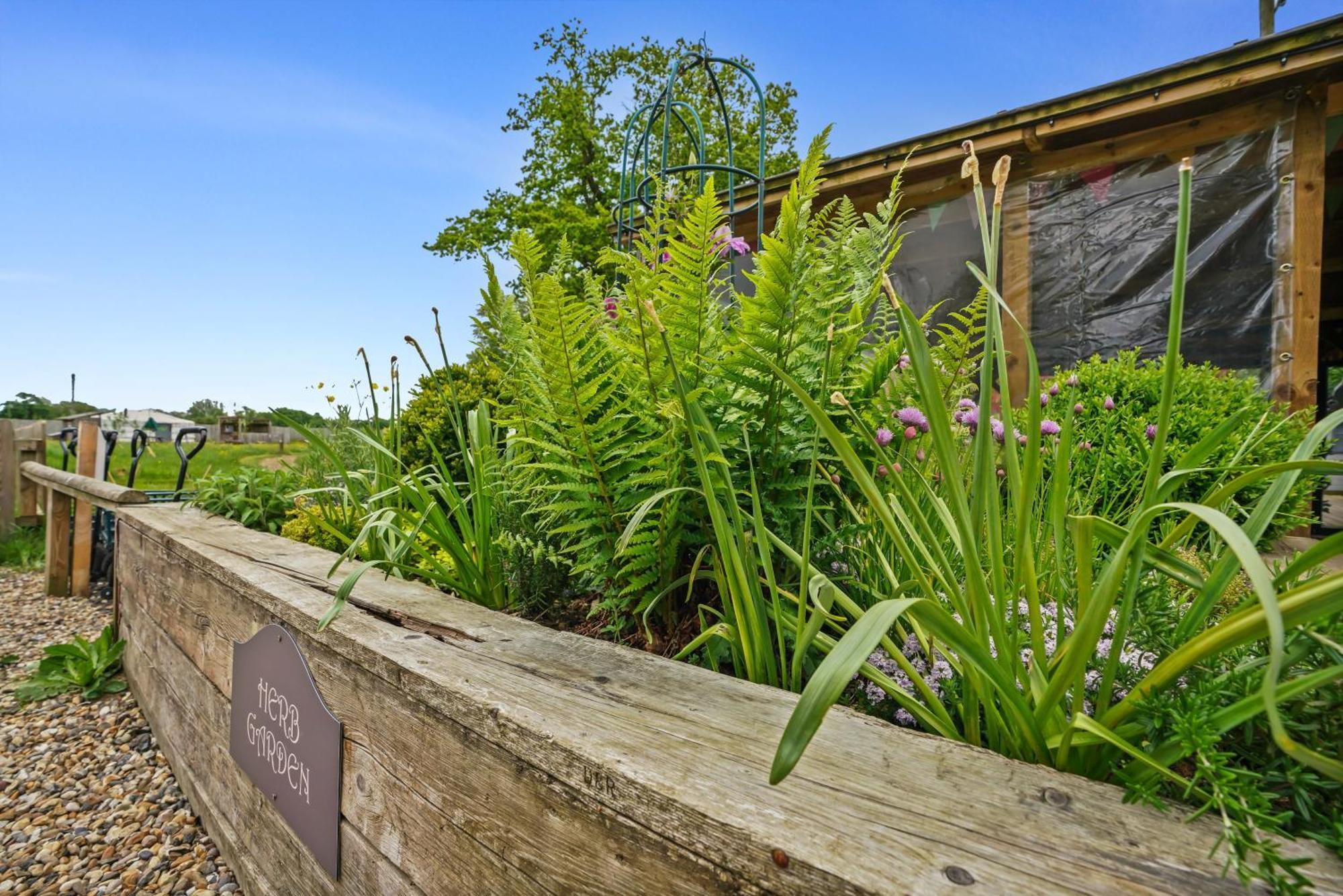 Glamp And Tipple Ltd Hotel Great Ellingham Buitenkant foto
